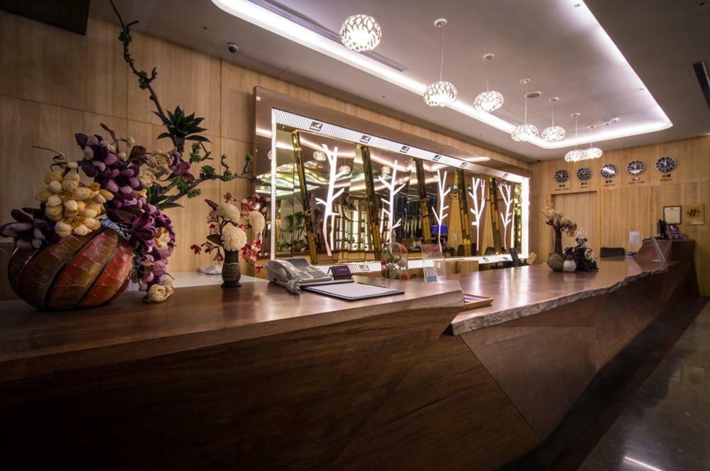 Shianghu Boutique Hotel Chiayi City Exteriör bild